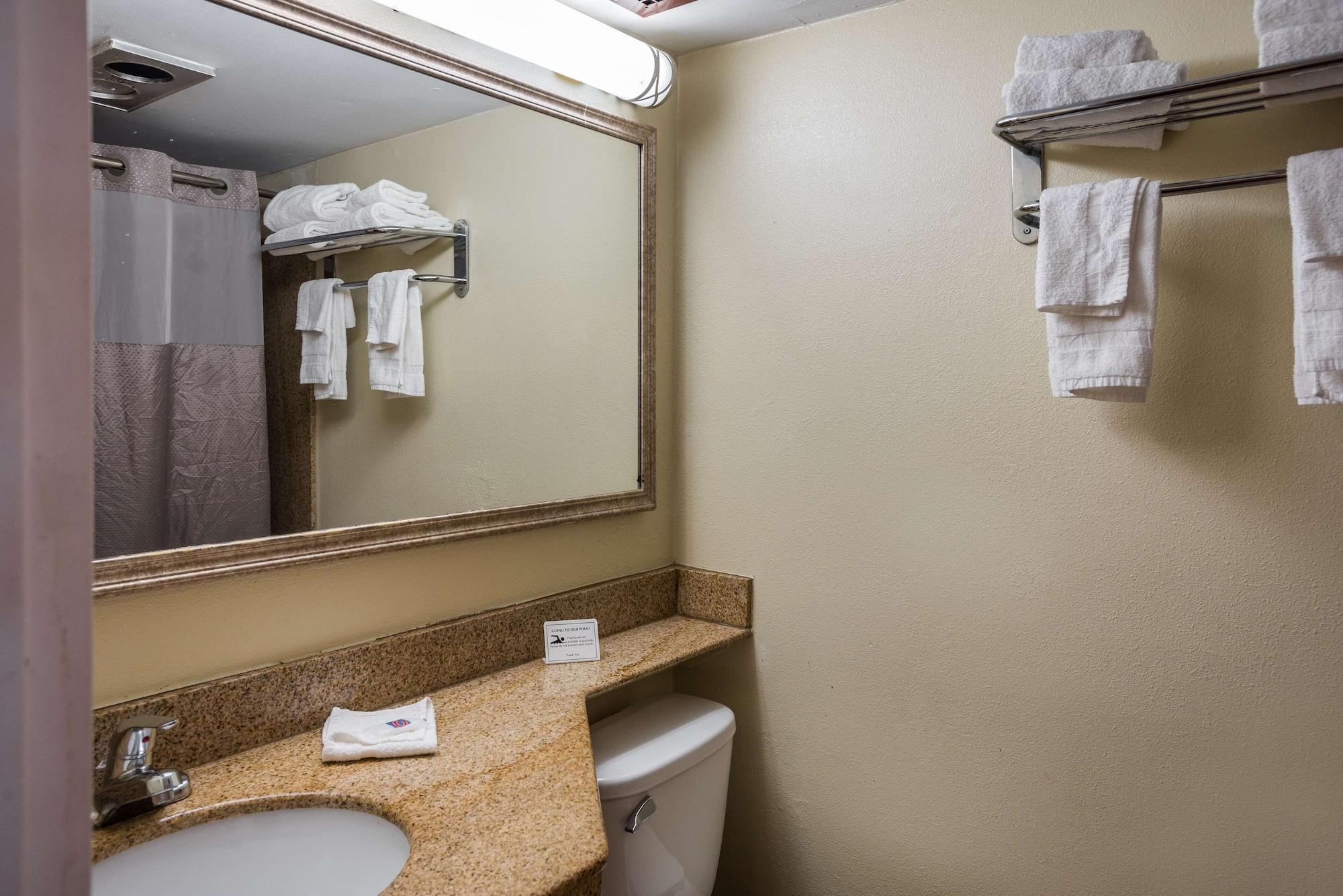 Motel 6-Philadelphia, Pa - Northeast Exterior photo