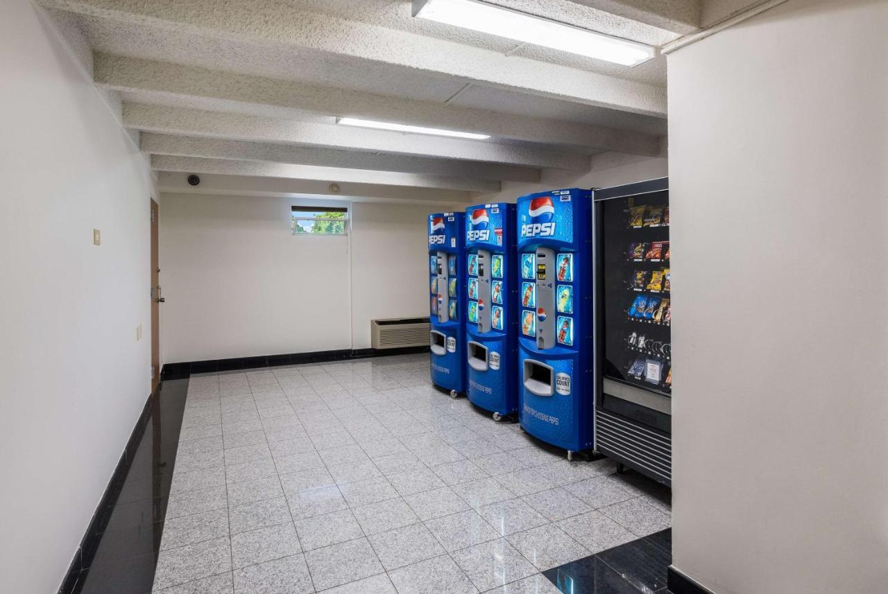 Motel 6-Philadelphia, Pa - Northeast Exterior photo